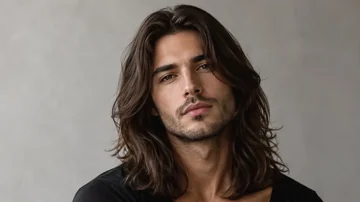 Ұзын шаш (Long Hair)